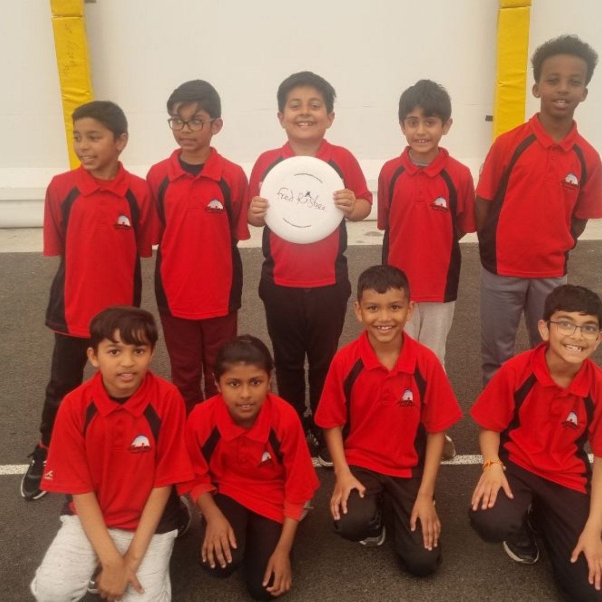Flying Frisbees! Rushey Mead Primary School
